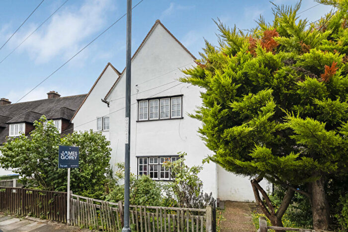 3 Bedroom Terraced House To Rent In Downman Road, London, SE9