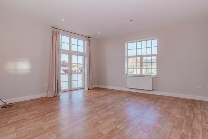 2 Bedroom Flat To Rent In Abingdon OX14