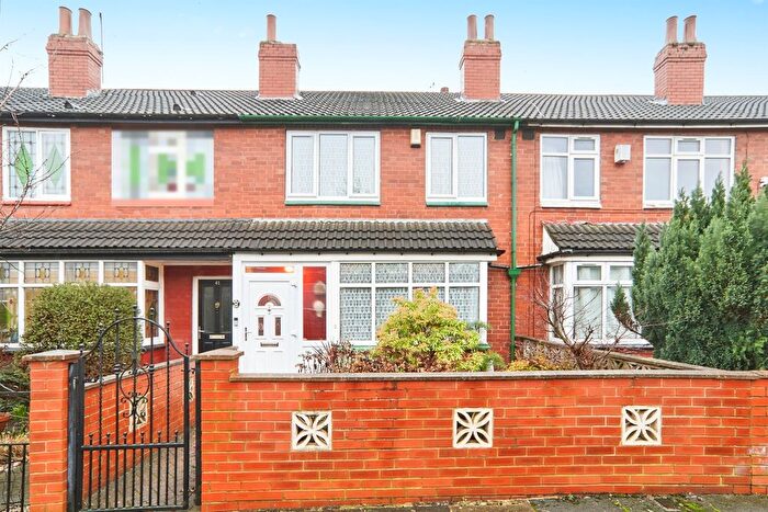 3 Bedroom Terraced House For Sale In Mexborough Grove, Leeds, LS7