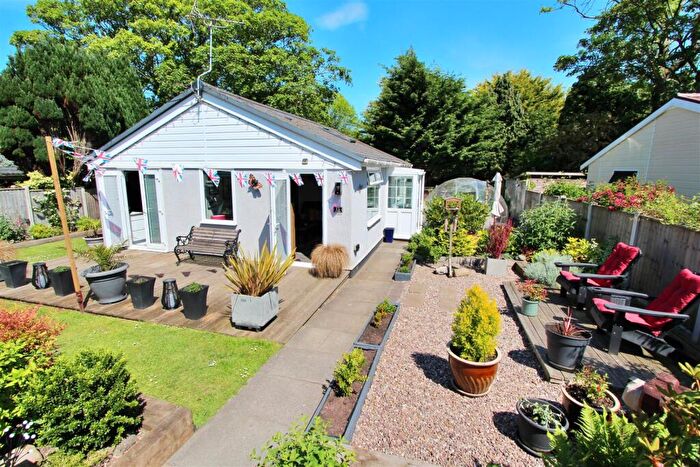 2 Bedroom Chalet For Sale In Wyre Park, Occupation Lane, Poulton-Le-Fylde, FY6