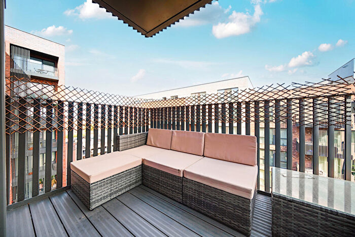 1 Bedroom Apartment For Sale In Regal Walk, Bexleyheath, DA6