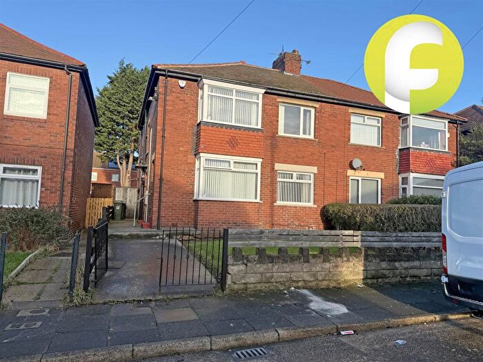 2 Bedroom Flat For Sale In Mortimer Avenue, North Shields, NE29
