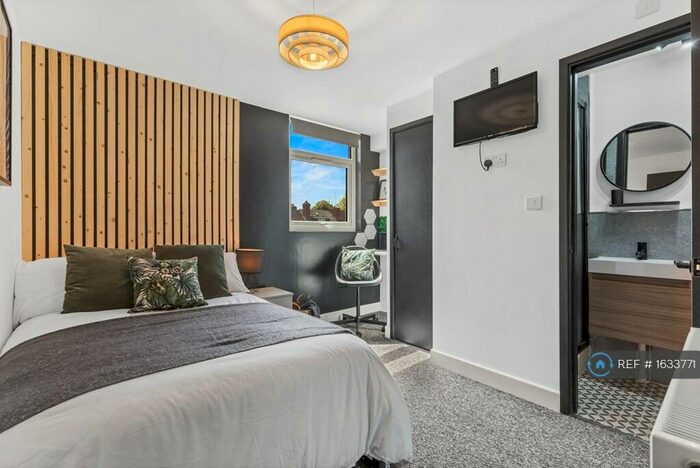 5 Bedroom Terraced House To Rent In Colchester Street, Coventry, CV1