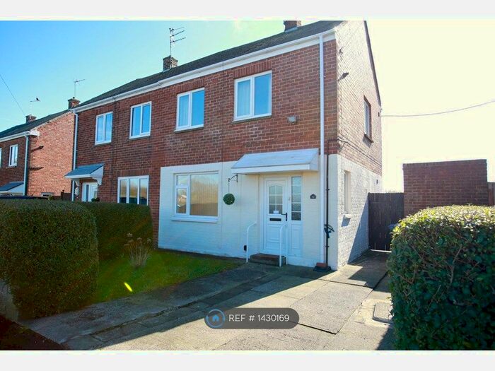 2 Bedroom Semi-Detached House To Rent In Burnside, Jarrow Tyne And Wear, NE32