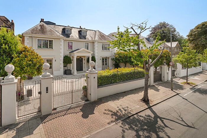 7 Bedroom Property For Sale In Roehampton Gate, South West London, United Kingdom, SW15