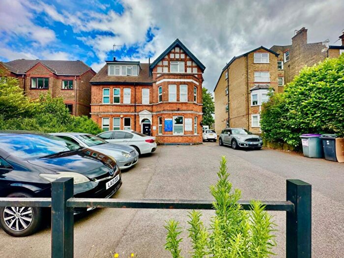 1 Bedroom Flat To Rent In Colney Hatch Lane, Muswell Hill, London, N10