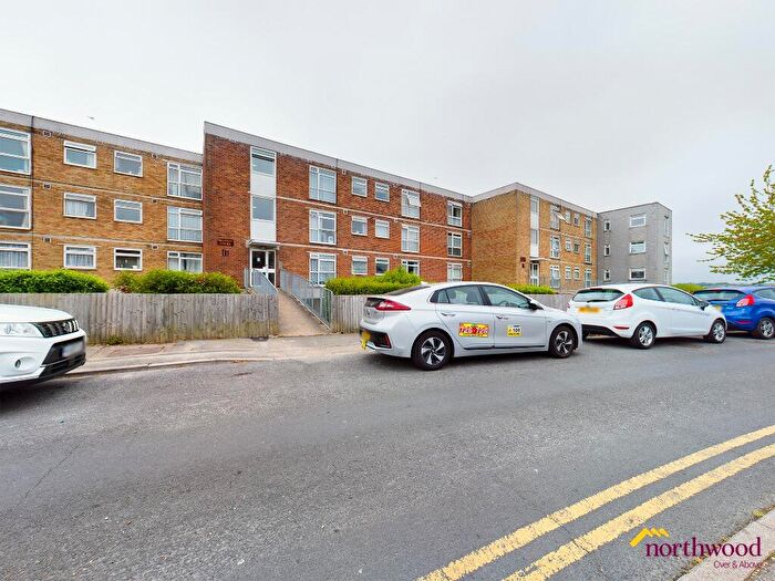 Studio To Rent In Rotunda Road, Eastbourne, BN23