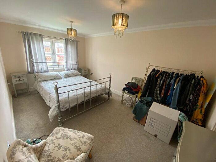 2 Bedroom Apartment To Rent In Eastwood Road, Rayleigh, Essex, SS6