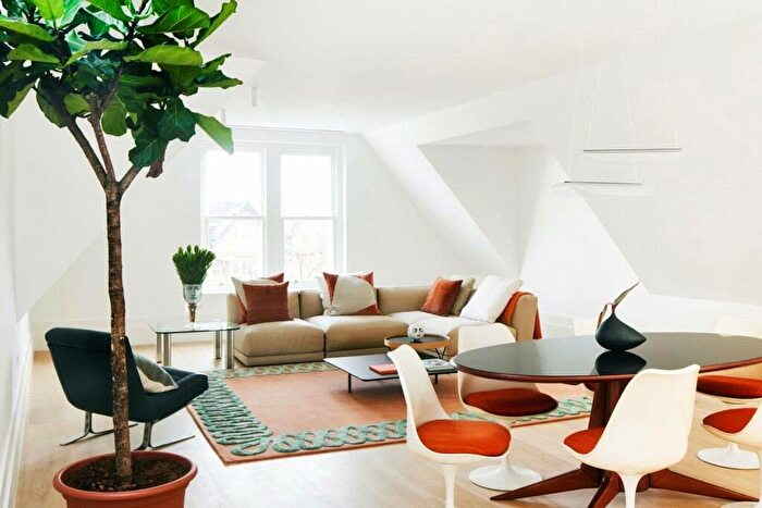 2 Bedroom Flat To Rent In Maresfield Gardens, Hampstead, NW3