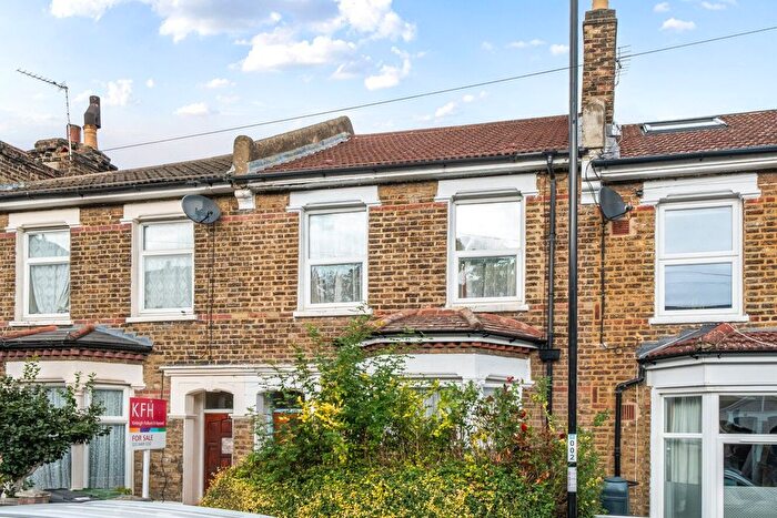 3 Bedroom Terraced House For Sale In Darfield Road, Brockley, London, SE4