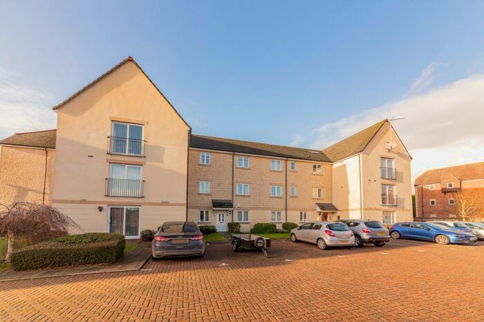2 Bedroom Apartment To Rent In Thornley Close, Abingdon, OX14
