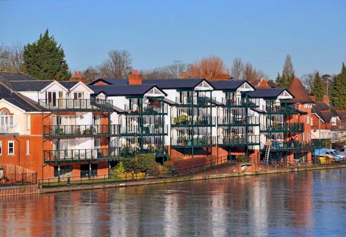 2 Bedroom Flat To Rent In Ray Mead Road, Maidenhead, Berkshire, SL6