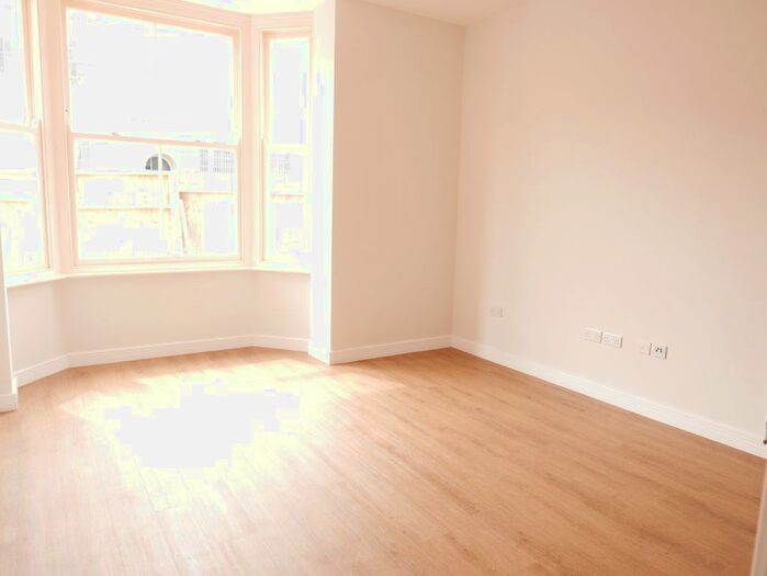 2 Bedroom Flat To Rent In Dalton Terrace, York, YO24