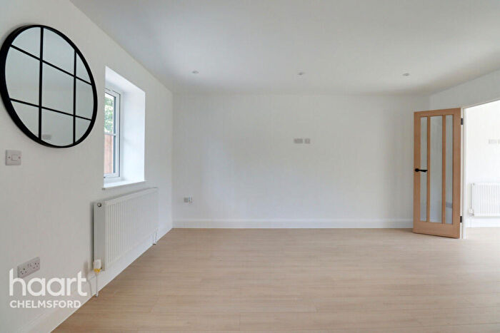 4 Bedroom Semi-Detached House To Rent In Stock Road, Chelmsford, CM2