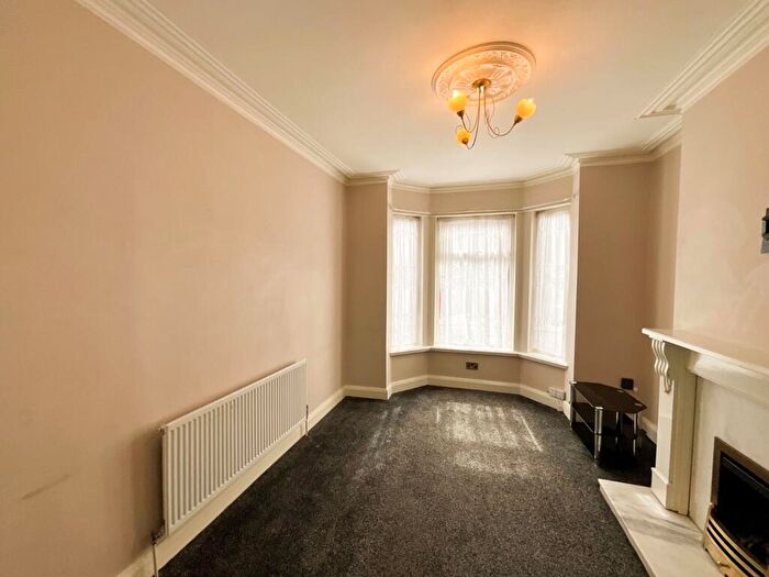 3 Bedroom Terraced House To Rent In Earlesmere Avenue, Doncaster, DN4