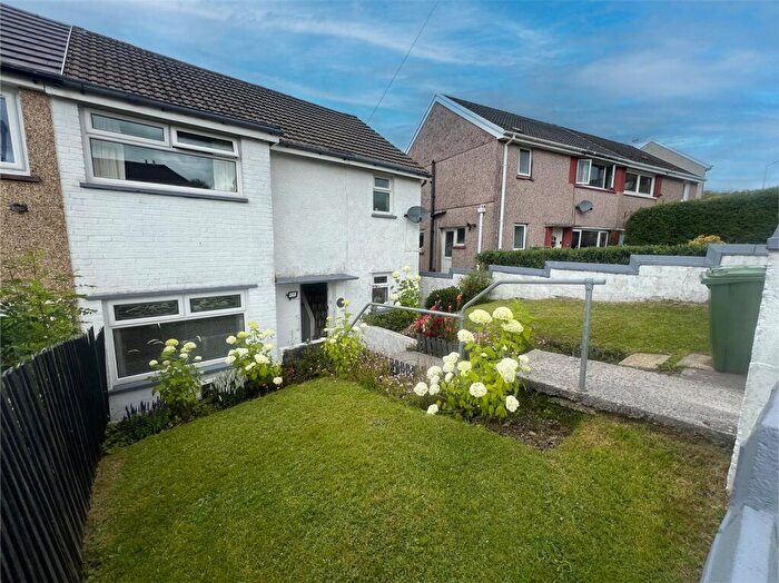 3 Bedroom Semi-Detached House For Sale In Winslade Avenue, Tonyrefail, Rhondda Cynon Taff, CF39