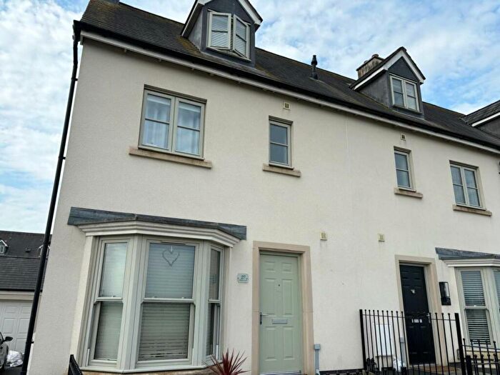 4 Bedroom House To Rent In Ridgeway Lane, Llandarcy, SA10
