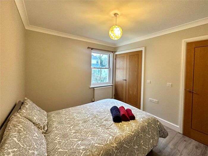 1 Bedroom Flat To Rent In Main Street, Pembroke, Pembrokeshire, SA71