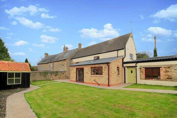 3 Bedroom Semi-Detached House To Rent In Freemans Lane, Denford, NN14