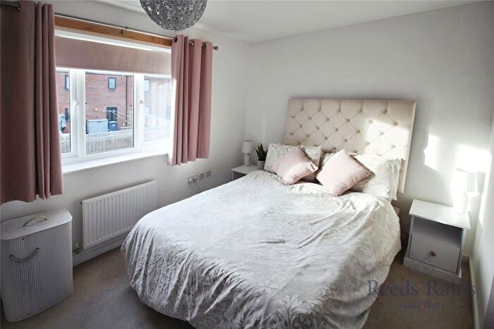2 Bedroom Semi-Detached House For Sale In Broadfield Meadows, Callerton, Newcastle Upon Tyne, Tyne And Wear, NE5