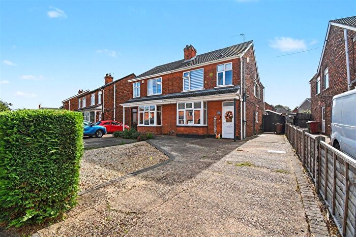 3 Bedroom Property For Sale In West Common Crescent, Scunthorpe, DN17