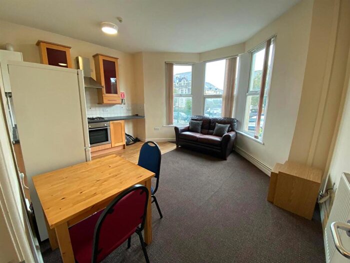 1 Bedroom Flat To Rent In Newport Road, Roath, CF24