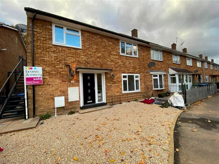 1 Bedroom Flat To Rent In Windmill Road, Hemel Hempstead Industrial Estate, Hemel Hempstead HP2