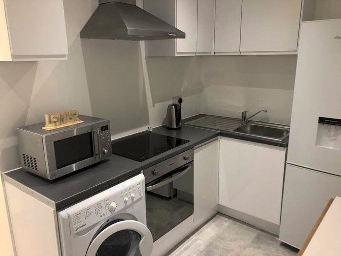 Property To Rent In Holders Hill Avenue, Hendon, London, NW4