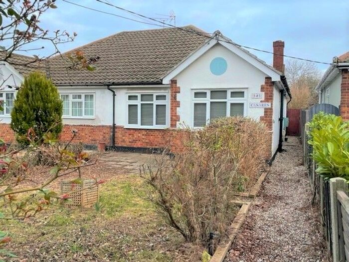 2 Bedroom Semi-Detached Bungalow To Rent In London Road, Benfleet, Essex, SS7