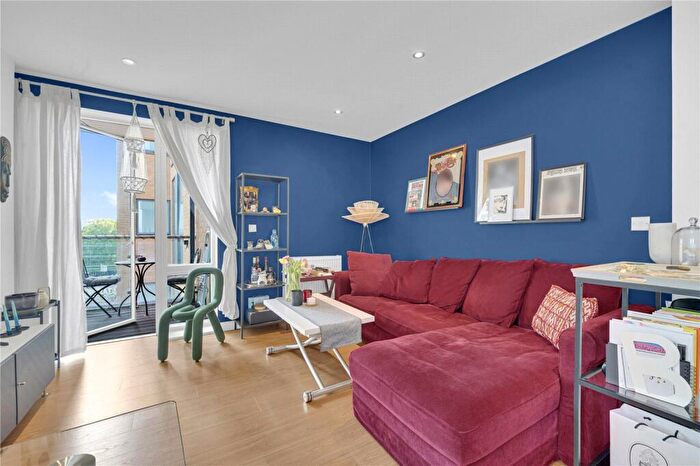 1 Bedroom Apartment To Rent In Boulcott Street, E1
