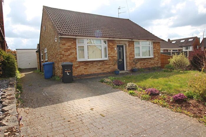 2 Bedroom Detached Bungalow To Rent In Curzon Close, Allestree, Derby, DE22