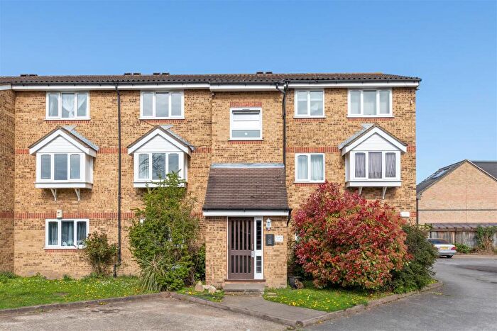 2 Bedroom Apartment To Rent In Luther King Close, Walthamstow, E17