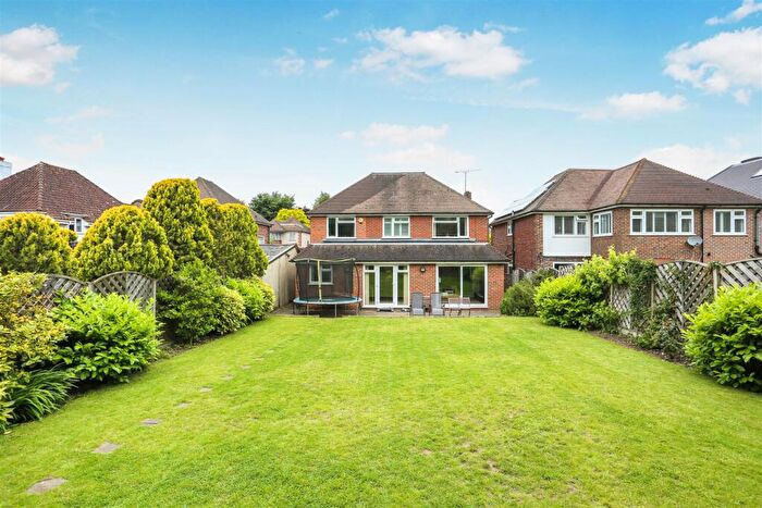 4 Bedroom Detached House To Rent In Abinger Avenue, Cheam, SM2