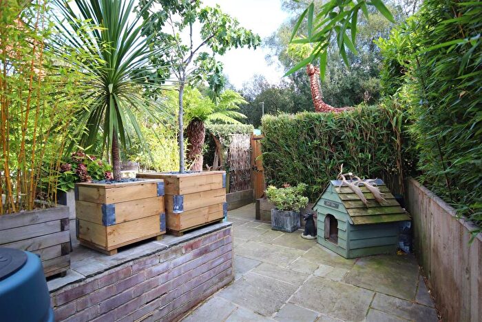 2 Bedroom Apartment To Rent In Princes Crescent, Lyndhurst, SO43