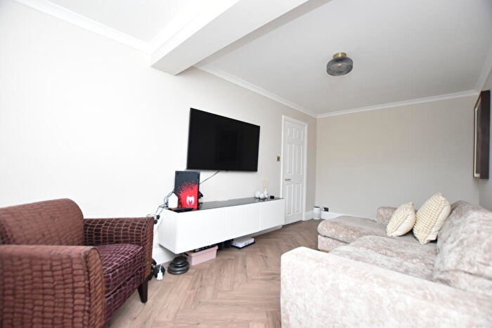 6 Bedroom Detached House For Sale In Godfrey Way, Dunmow, Essex, CM6