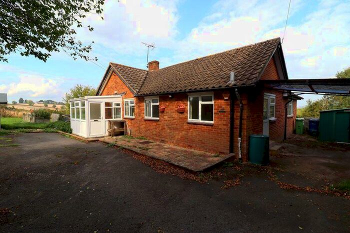 3 Bedroom Bungalow To Rent In The Rudge, Gloucester, GL2