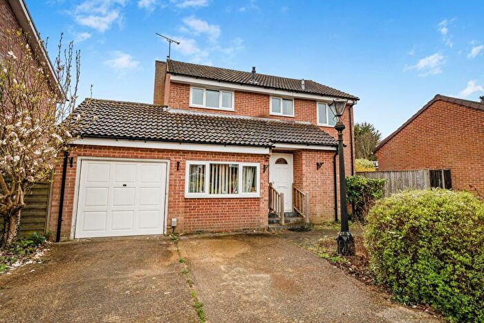 5 Bedroom Detached House For Sale In Bryony Way, Waterlooville, PO7