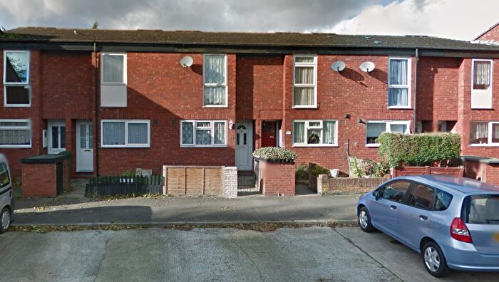 3 Bedroom Terraced House To Rent In Dawson Close, Hayes, UB3