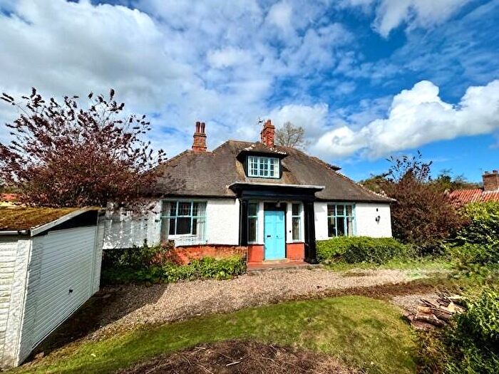 3 Bedroom Semi-Detached Bungalow For Sale In Westgate Louth, LN11