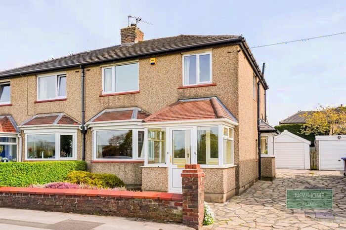 3 Bedroom Semi-Detached House For Sale In Harwood New Road, Great Harwood, Blackburn, BB6