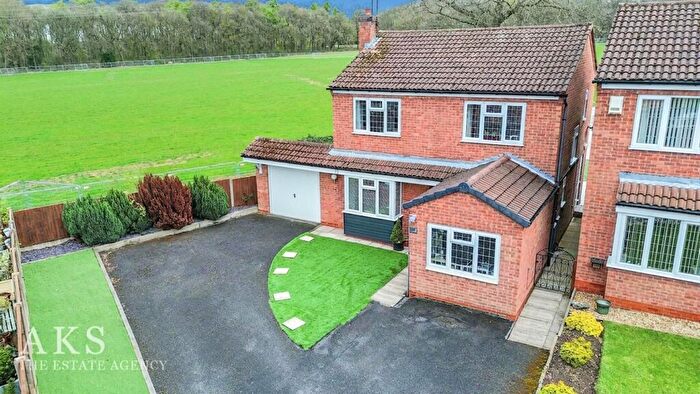 3 Bedroom Detached House For Sale In Deer Park View, Spondon, DE21