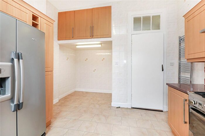 2 Bedroom Flat For Sale In Circus Drive, Dennistoun, Glasgow, G31