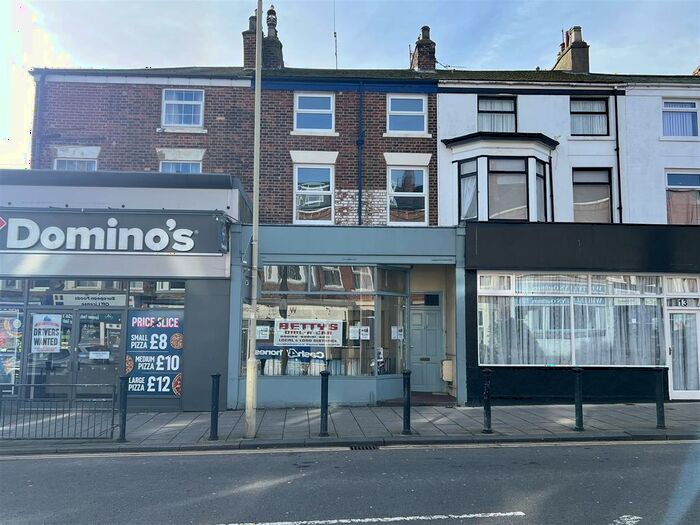 3 Bedroom Maisonette To Rent In Castle Road, Scarborough, YO11