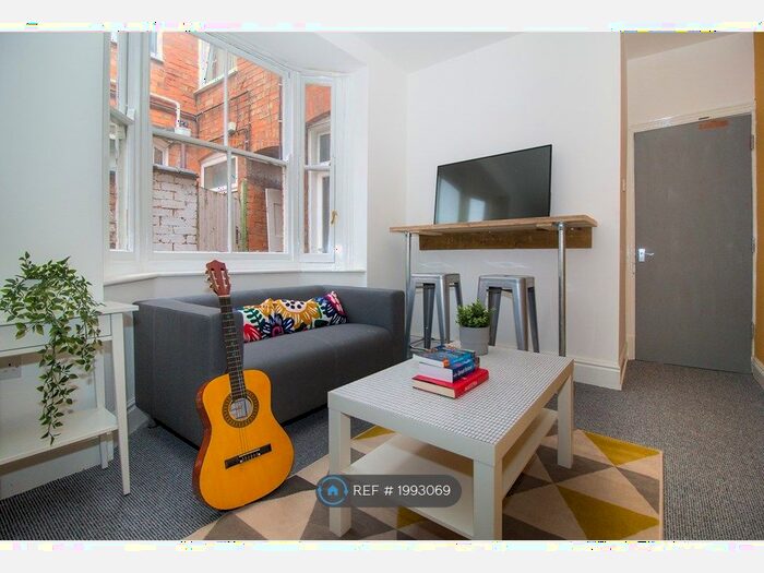 1 Bedroom Property To Rent In Cambridge Street, Leicester, LE3