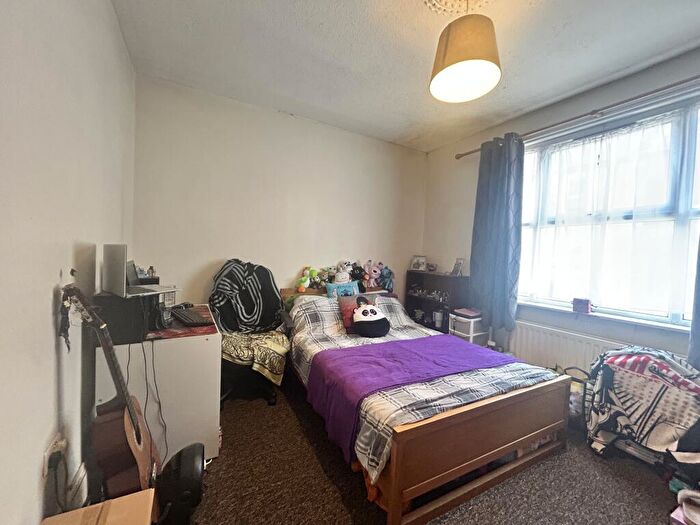 4 Bedroom Terraced House To Rent In Hunter Street, Northampton, NN1