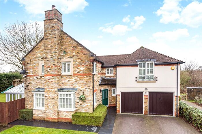 5 Bedroom Detached House For Sale In Gowrie Place, Caterham, CR3