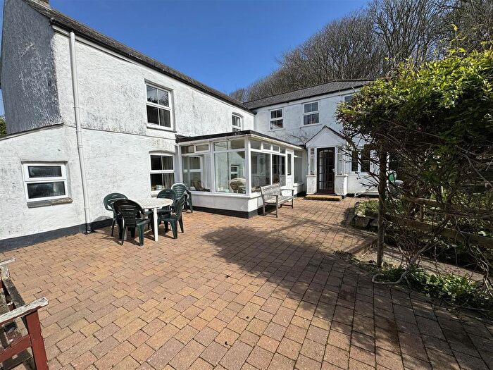 4 Bedroom Property For Sale In Perrancoombe, Perranporth, TR6