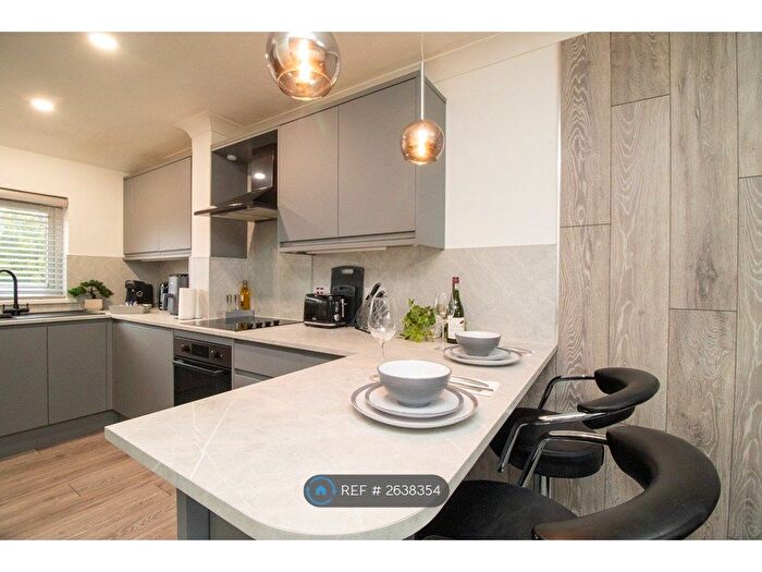 1 Bedroom Maisonette To Rent In Felmores End, Pitsea, Basildon, SS13