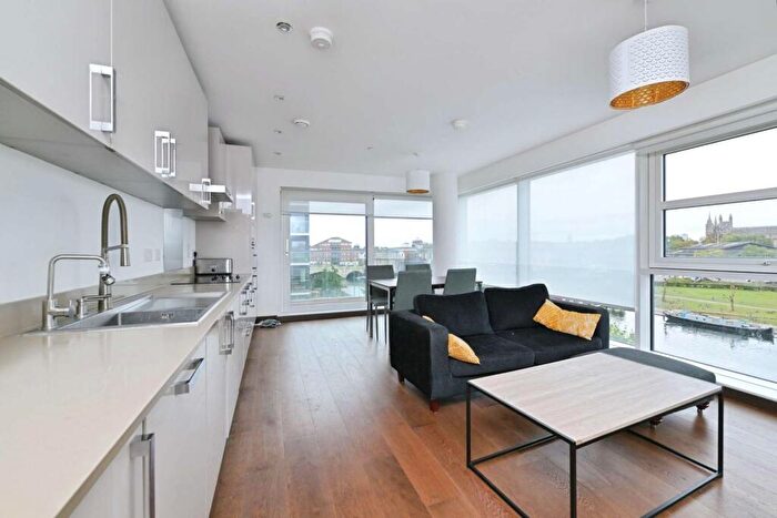 2 Bedroom Flat To Rent In East Station Road, Peterborough, Peterborough, PE2