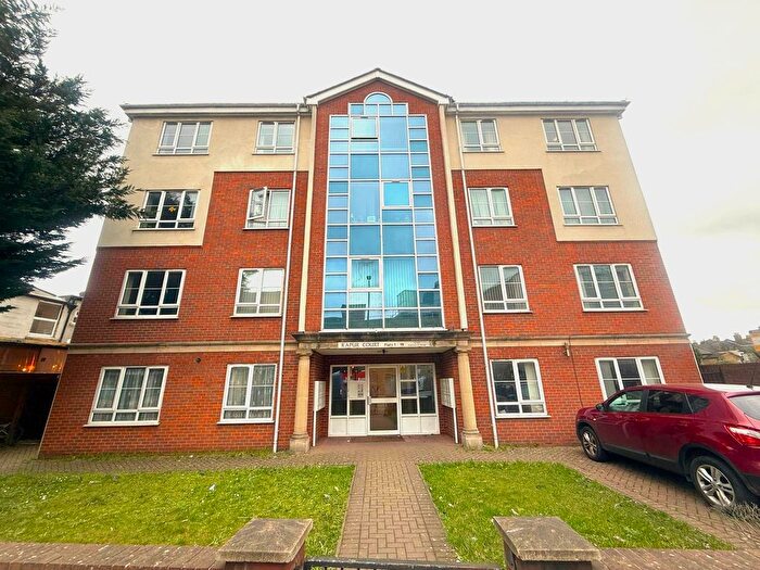 1 Bedroom Flat To Rent In Rapur Court, Hanworth Road, Hounslow, TW3